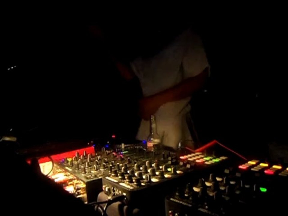 mix t-gooroo
