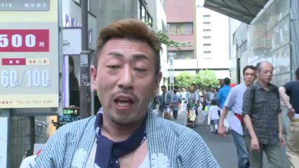 Die japanische Mafia zeigt ihre Muskeln