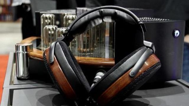 CES 2013: Orpheus Headphones