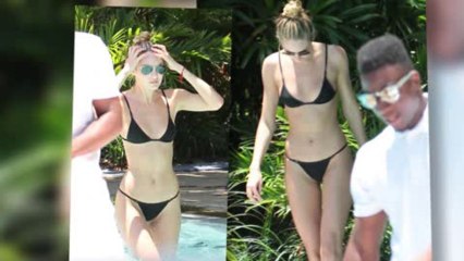 Candice Swanepoel magnifique dans un petit bikini noir