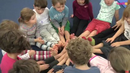 Un cours d'éveil au cirque