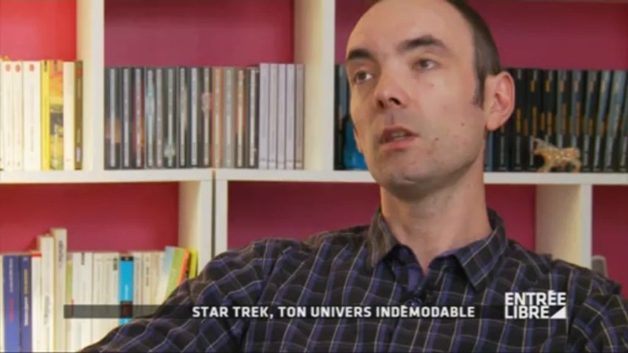STAR TREK