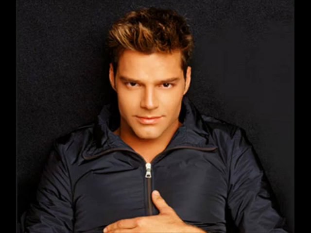Steve Neely - Ricky Martin - Go Go Go Ale Ale Ale