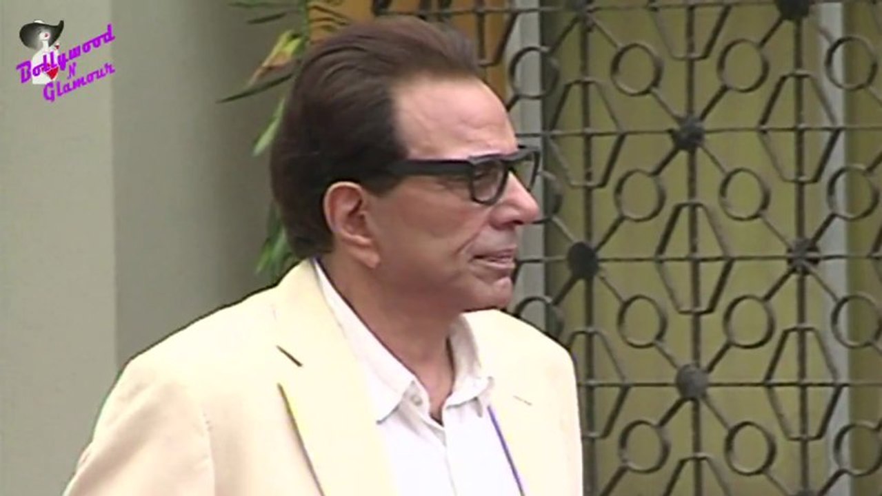 Dharmendra on the set of TV serial ‘Tarak Mehta Ka Oolta Chashma’