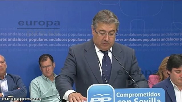 Zoido ve curioso que Rubalcaba visite hoy Sevilla