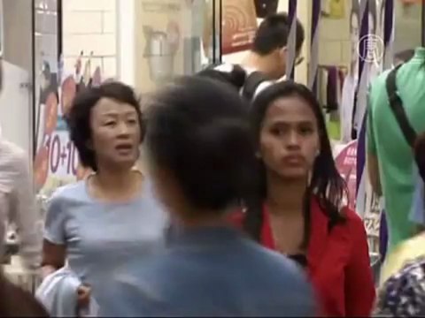 Застройщик заставляет покупать свои квартиры