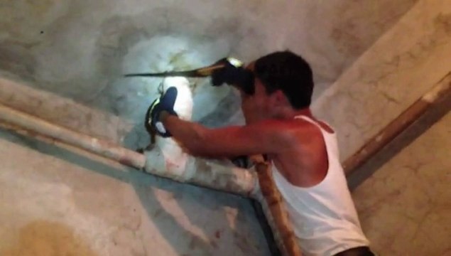 Un bébé sauvé dans les canalisations en Chine