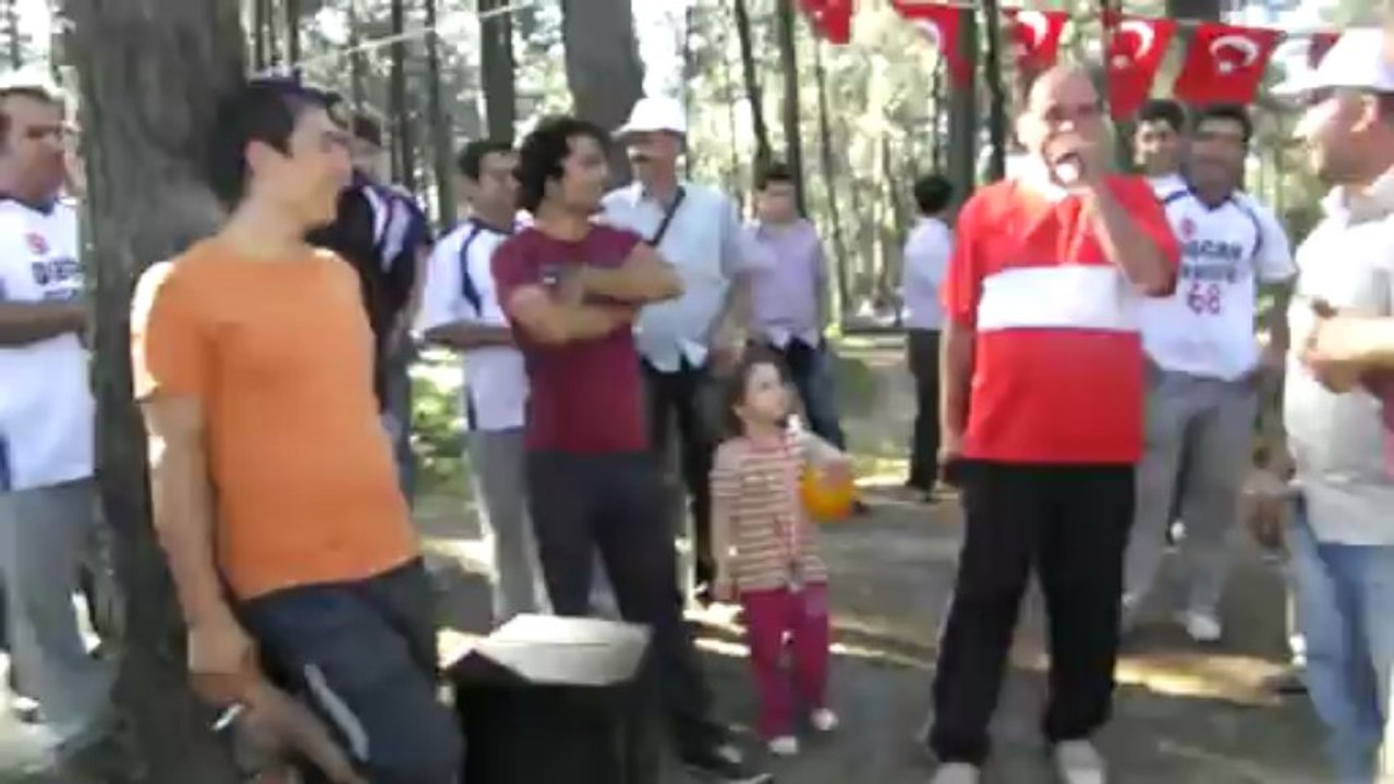 timsah yürüyüşü