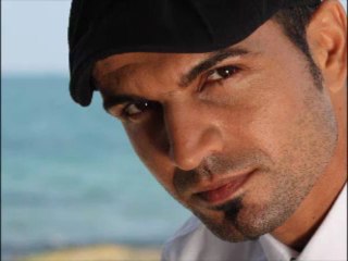 Erkan Acar-öyle küskün bakma Www.Harikayiz.com