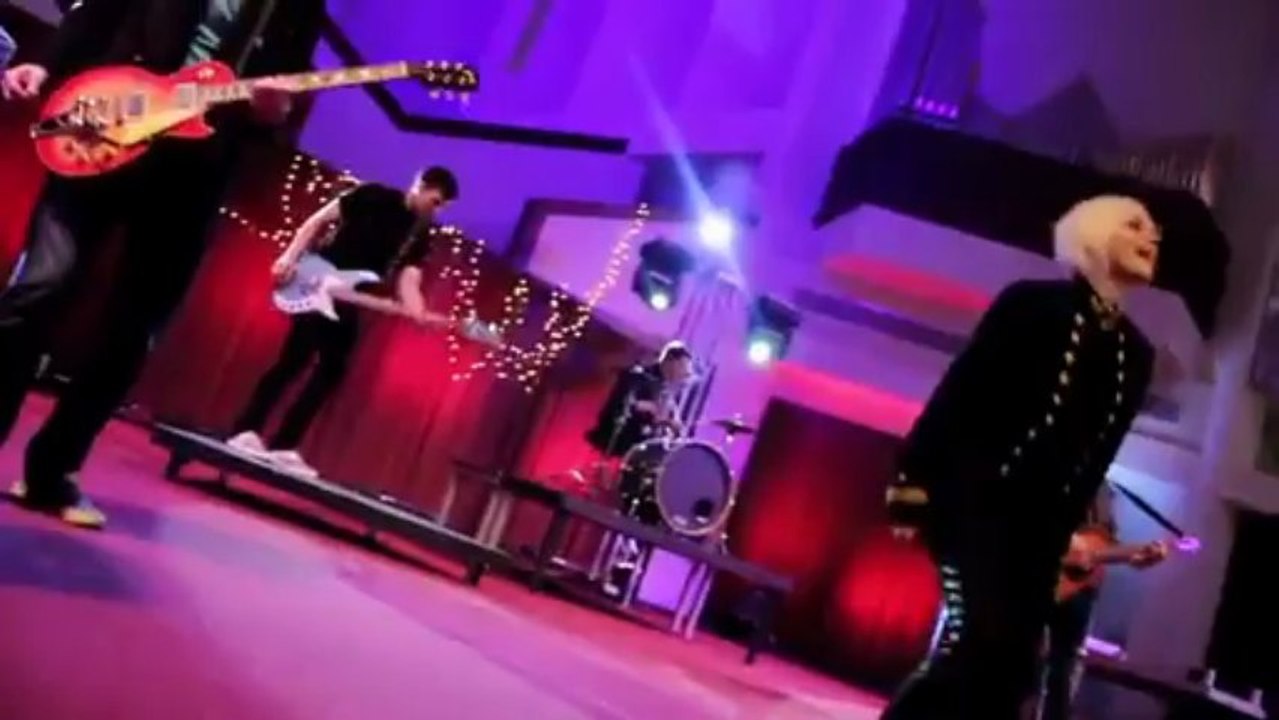 Brandy Allison - Walkin on Faith