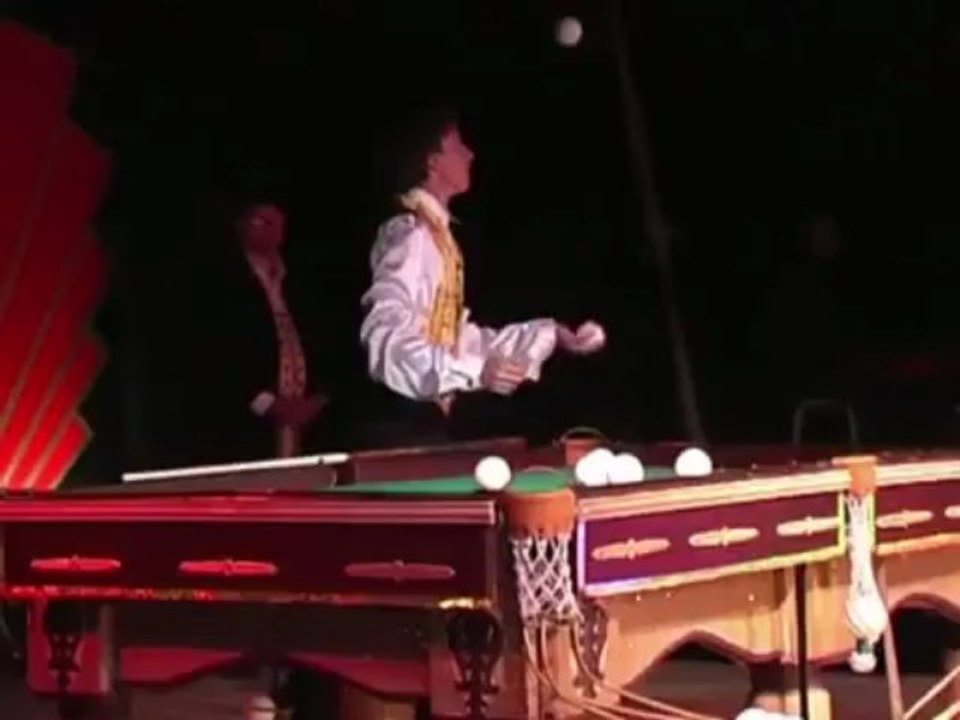 Obertaev snooker-juggling