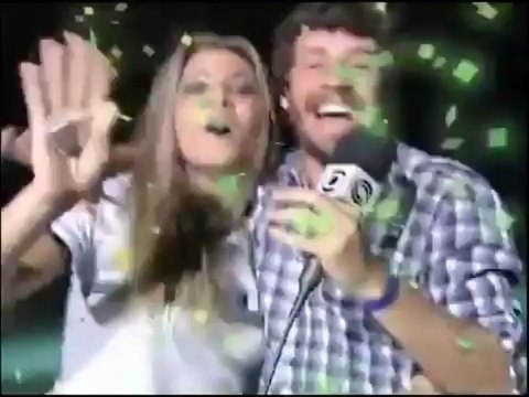 Quiz com Monique e Jonas no desfile do Grêmio