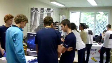 Vue des stands René Perrin Ugine Course en cour Grenoble 2013