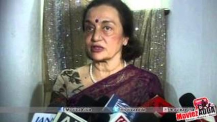 Interaction Of Asha Parekh & Shaina NC On Upcoming Fashion Show !