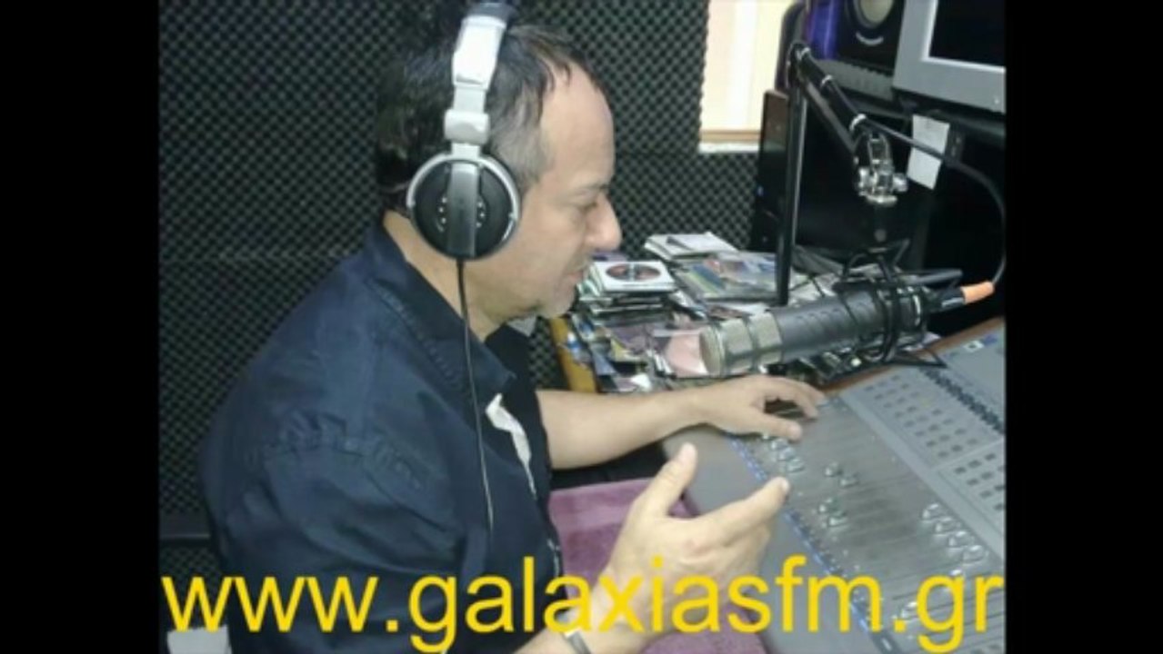 Ο Δρ. Γεώργιος Κακαβάς, Δ/ντης του Νομισματικού Μουσείου & Αναπληρωτής Δ/ντης του Εθνικού Αρχαιολογικού Μουσείου μιλαει στην βιβη μαρκατου και στον χαρη μαρκατο  25-5-13