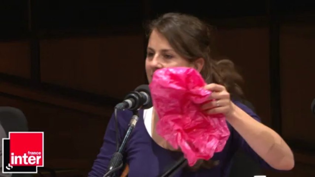 On va tous y passer - Nicole Ferroni "Un peu de couleur, bordel !"