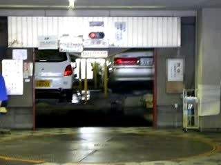 Parking à étages (Japon)