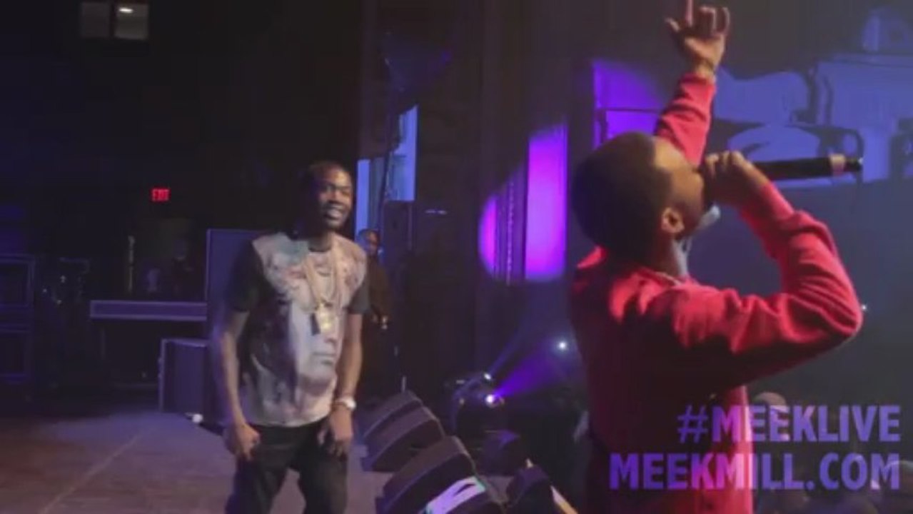 Meek Mill Brings Out  Lil Snupe & Sean Kingston on "Dreams Come True Tour Philly" Vlog