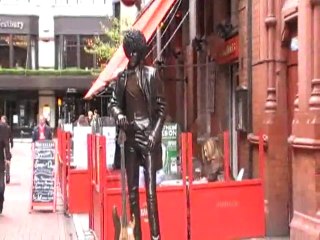 'Homeland' a song about homesick immigrants and new beginnings