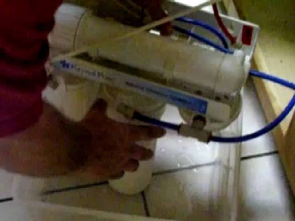 KRYSTAL PURE REVERSE OSMOSIS SYSTEM FILTER CHANGE 4 OF 7 video