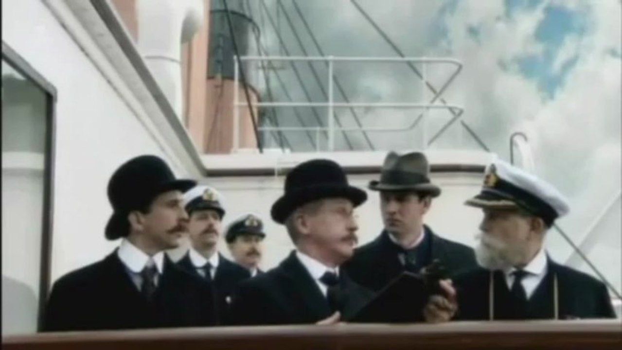Building the Titanic part 2 - YouTube