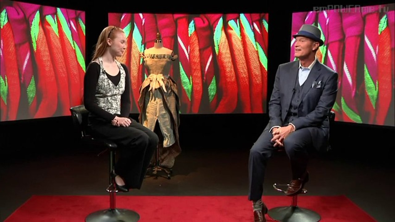 Castle's Molly Quinn, Comic-Con and Multi-Purpose Outfits