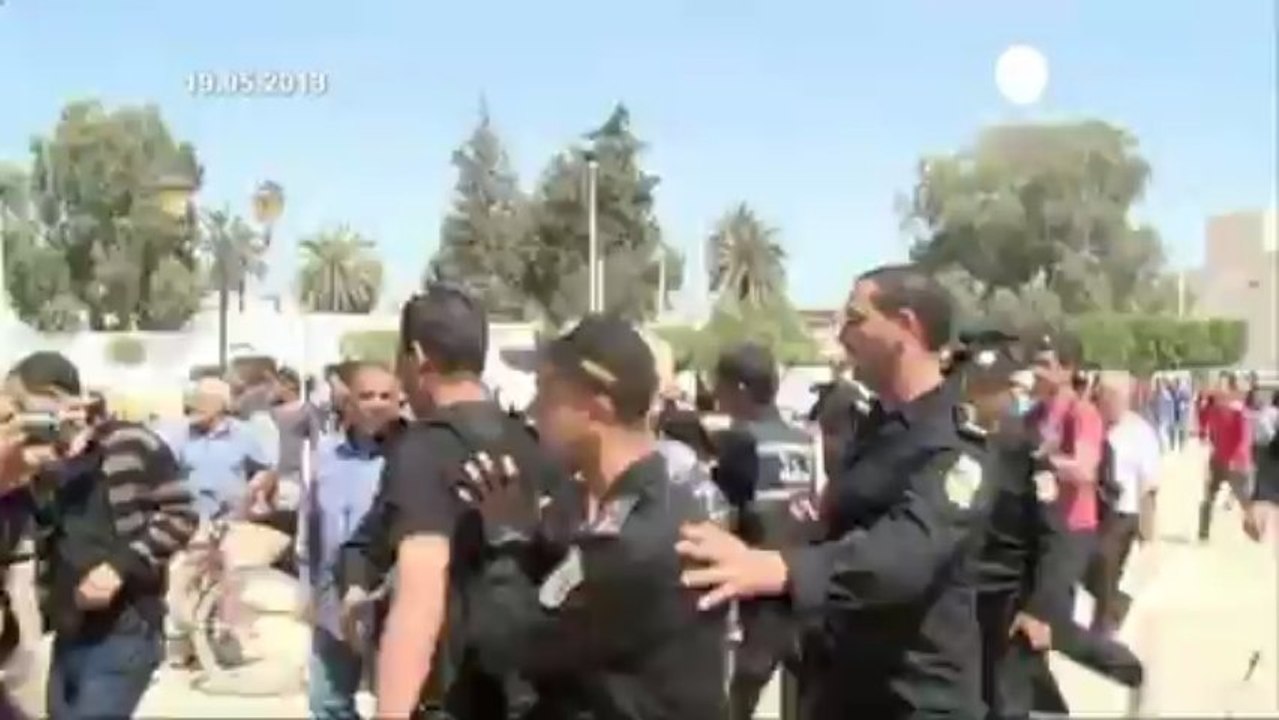 Tunisia, processo contro la blogger Amina. Femen protestano