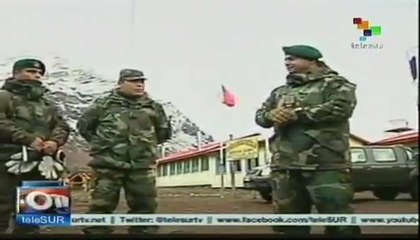 Sigue evacuación de comunidades cercanas al volcán Copahue