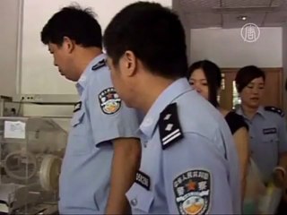 Извлеченный из трубы в КНР младенец выздоравливает