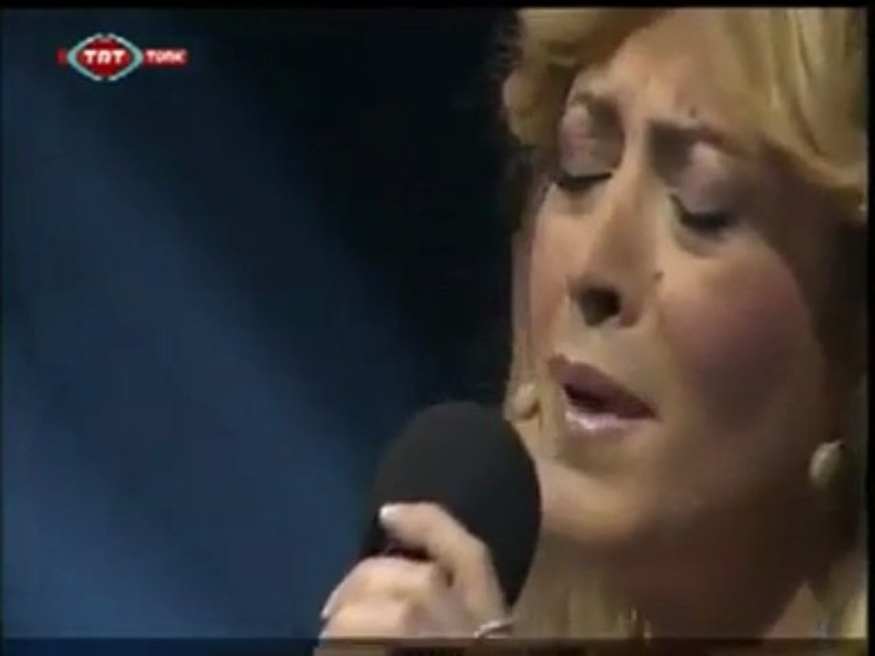 Elif Güreşçi Çiftçioğlu - İnan, inan ki kimse bana senin gibi bakmadı