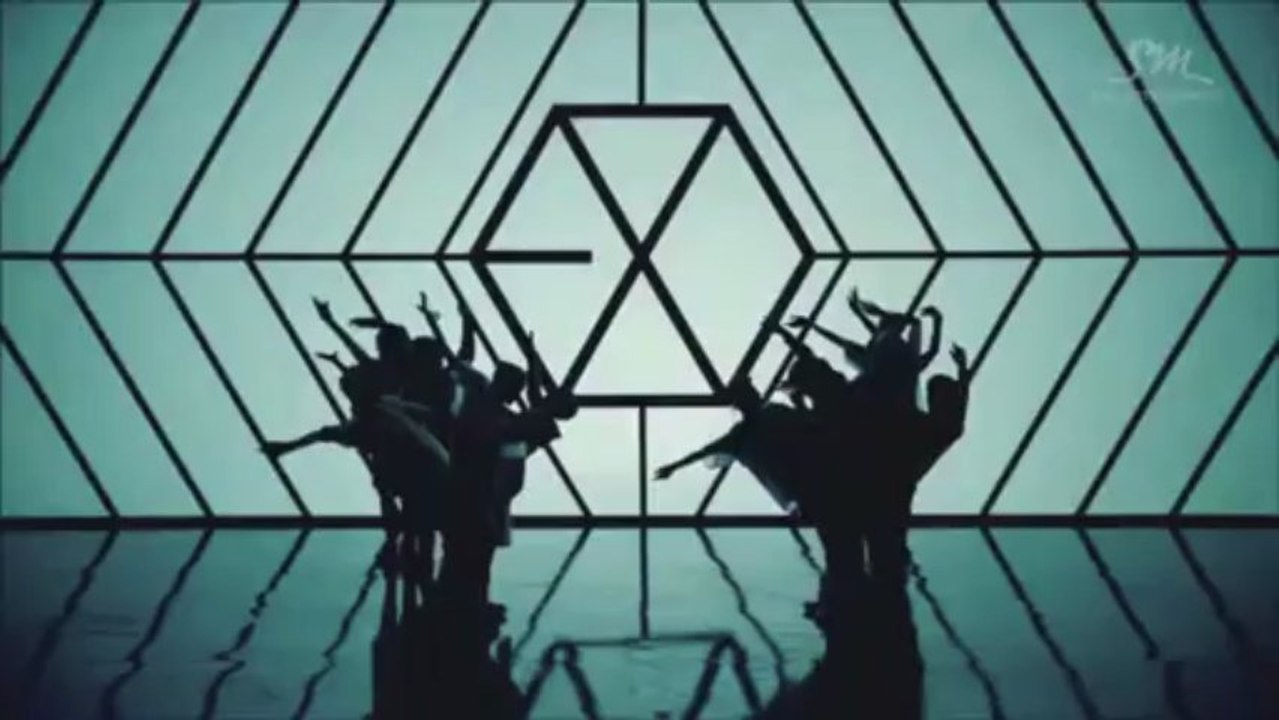 EXO Wolf MV - LEAKED audio funny Music Video (Korean) 늑대와 미녀