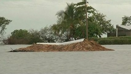 Hurricane devastates Mexico communities