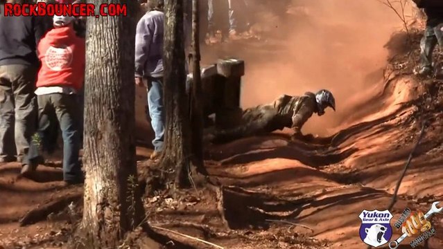 Epic Barbie Jeep Race!