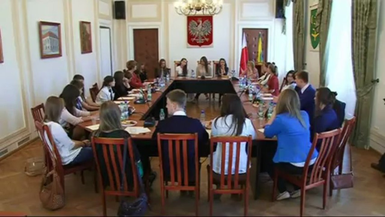 I Sesja Młodzieżowej Rady Miasta kadencji 2013/2015 Ostrów Mazowiecka