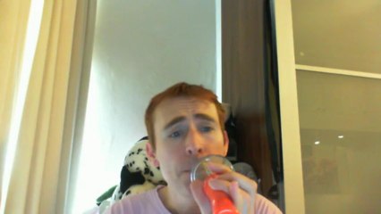 Wiwi égratigne "le pyromane" de Karkwa