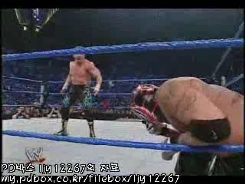 SmackDown Rey Mysterio Vs Eddie Guerrero