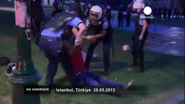 Turquie : la police déloge les... - no comment