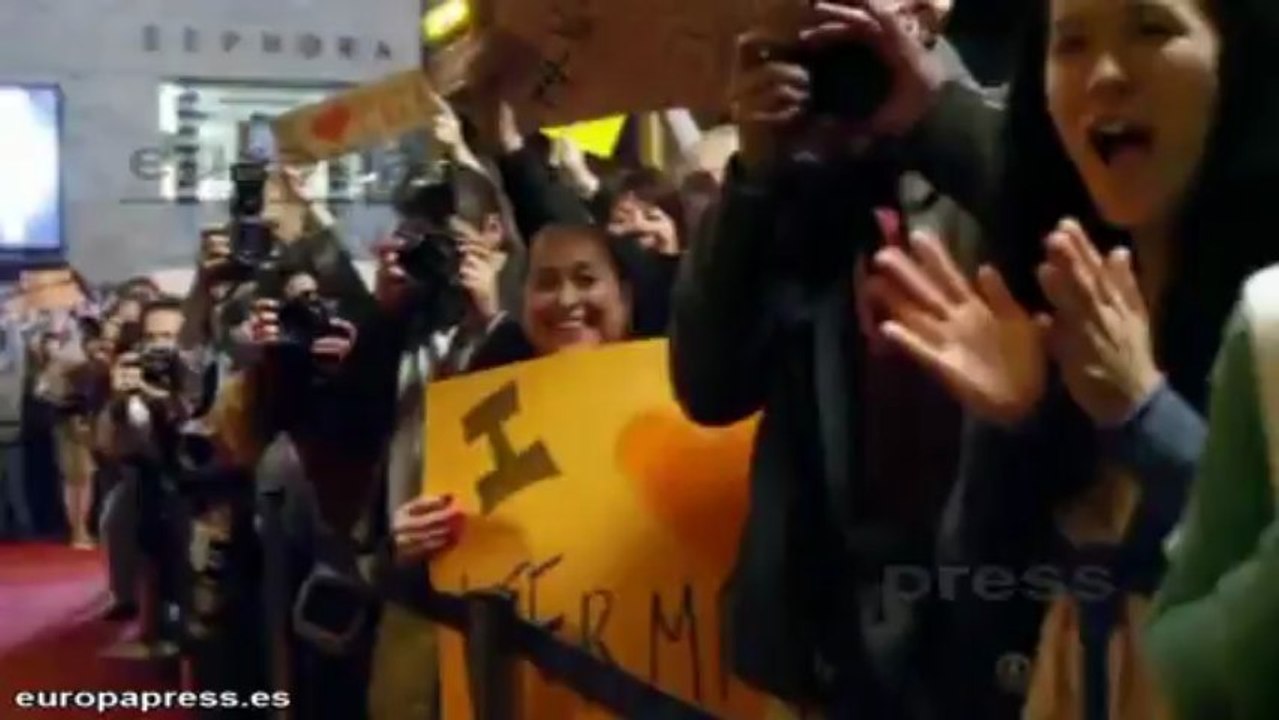 Bobin sustituye a Tim Burton en la secuela de Alicia