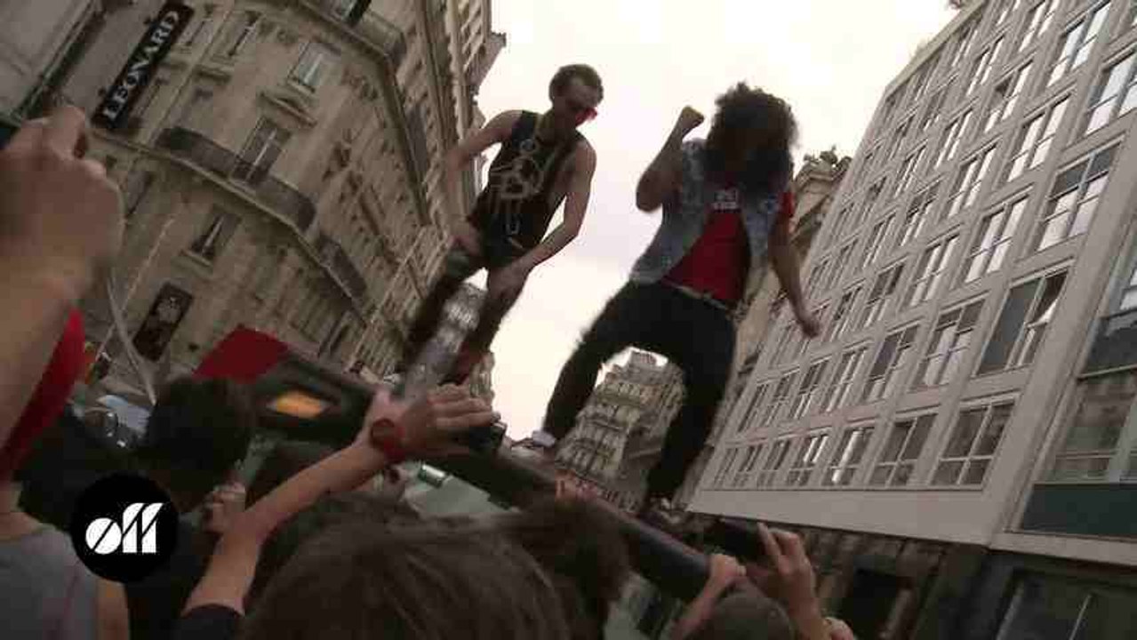 LMFAO - Folie dans le Party Rock Bus! 50 fans se promènent dans Paris.