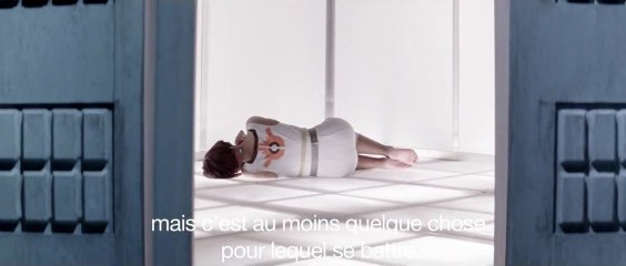 Remember Me - Live Action Trailer (FR) [HD]