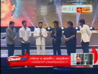 #SRK @iamsrk Gets Chevalier Sivaji Ganesan Award at #VijayAwards 11.05.2013