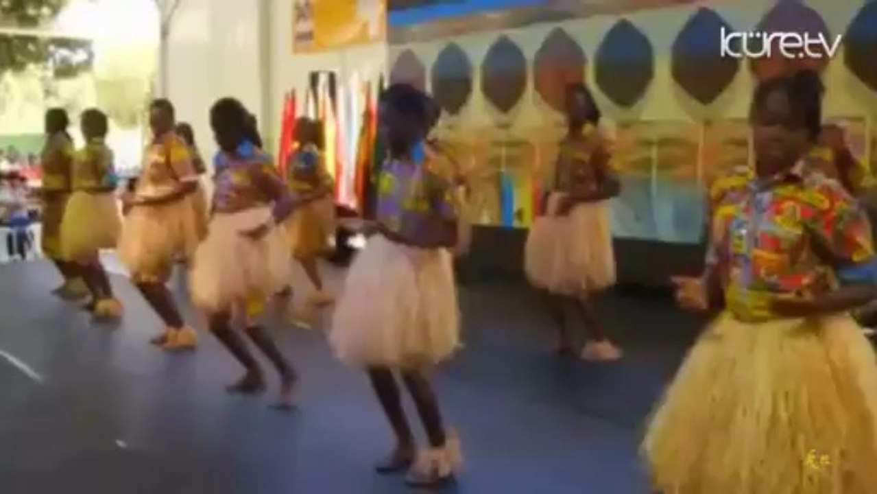 10 Kongo halk oyunları İZMİR-3 açılış 11. Türkçe Olimpiyatı