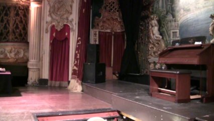 Chim Chim Cher-ee - Chris Lawton at the Tower Ballroom, Blackpool