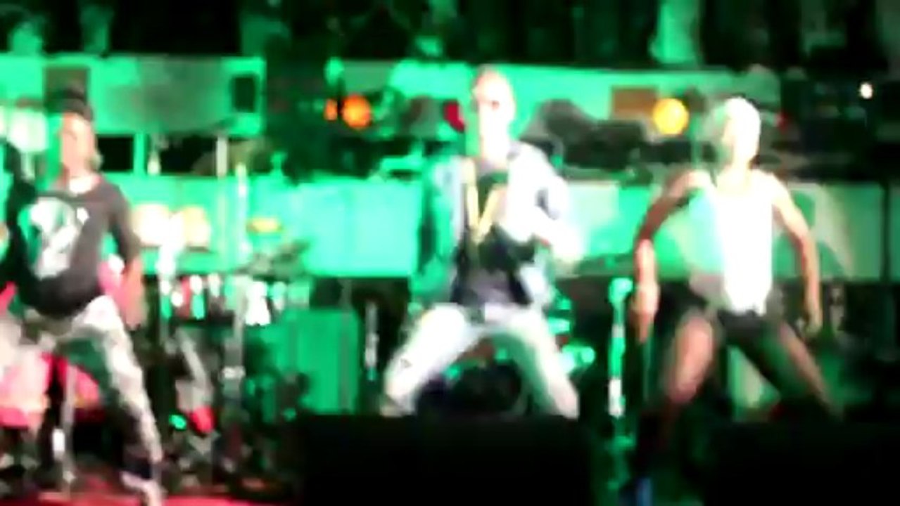 serge beynaud concert yaounde mai