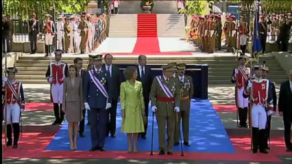 Austeridad y solemnidad en el Día de las Fuerzas Armadas