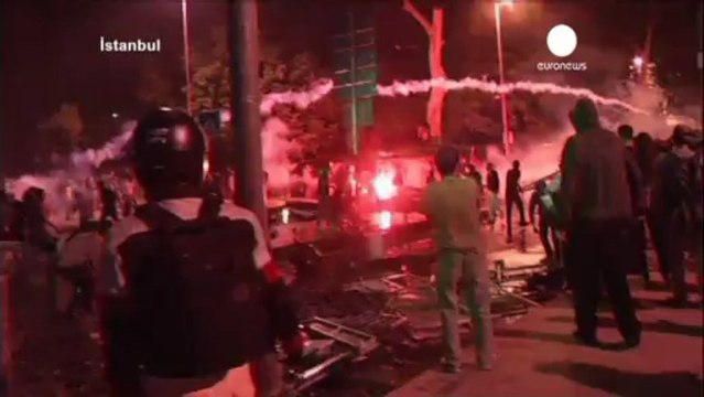 Turkey: Clean-up begins after weekend of riots