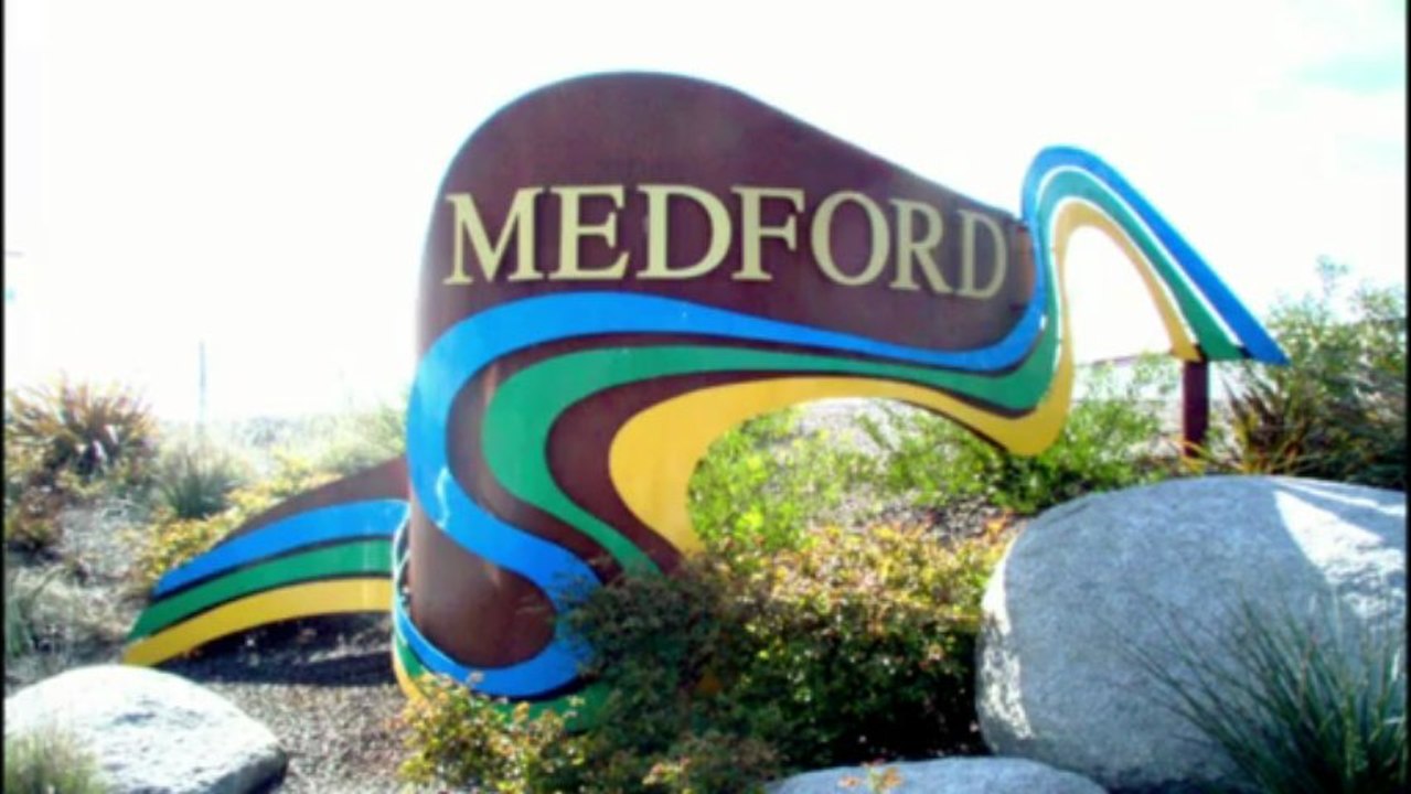 SMALL BUSINESS DEVELOPMENT EDUCATION MEDFORD OREGON