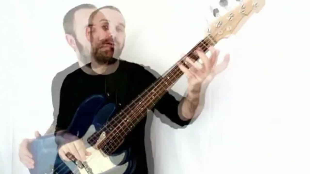 How to do The Pivot | Learn to Play The Bass