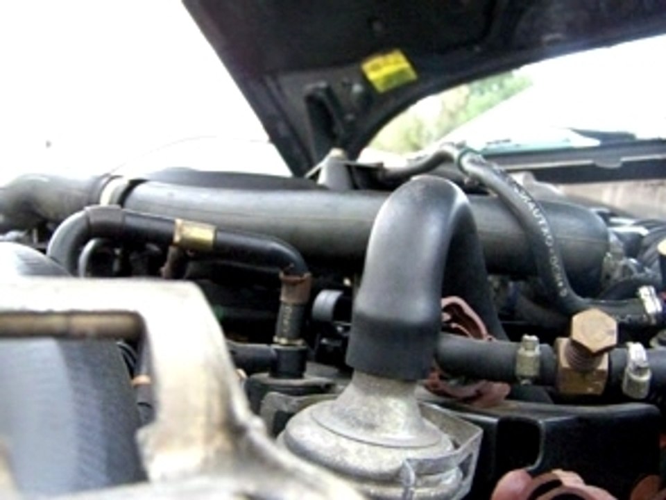 Demarrage moteur R25 V6T Baccara 205