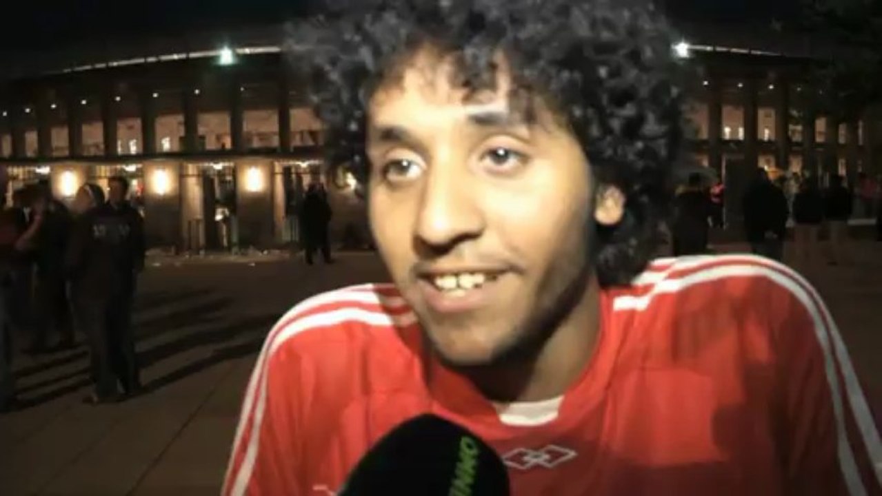 DFB-Pokal: Dante-Klon und Knabenchor - FCB-Fans feiern Triple